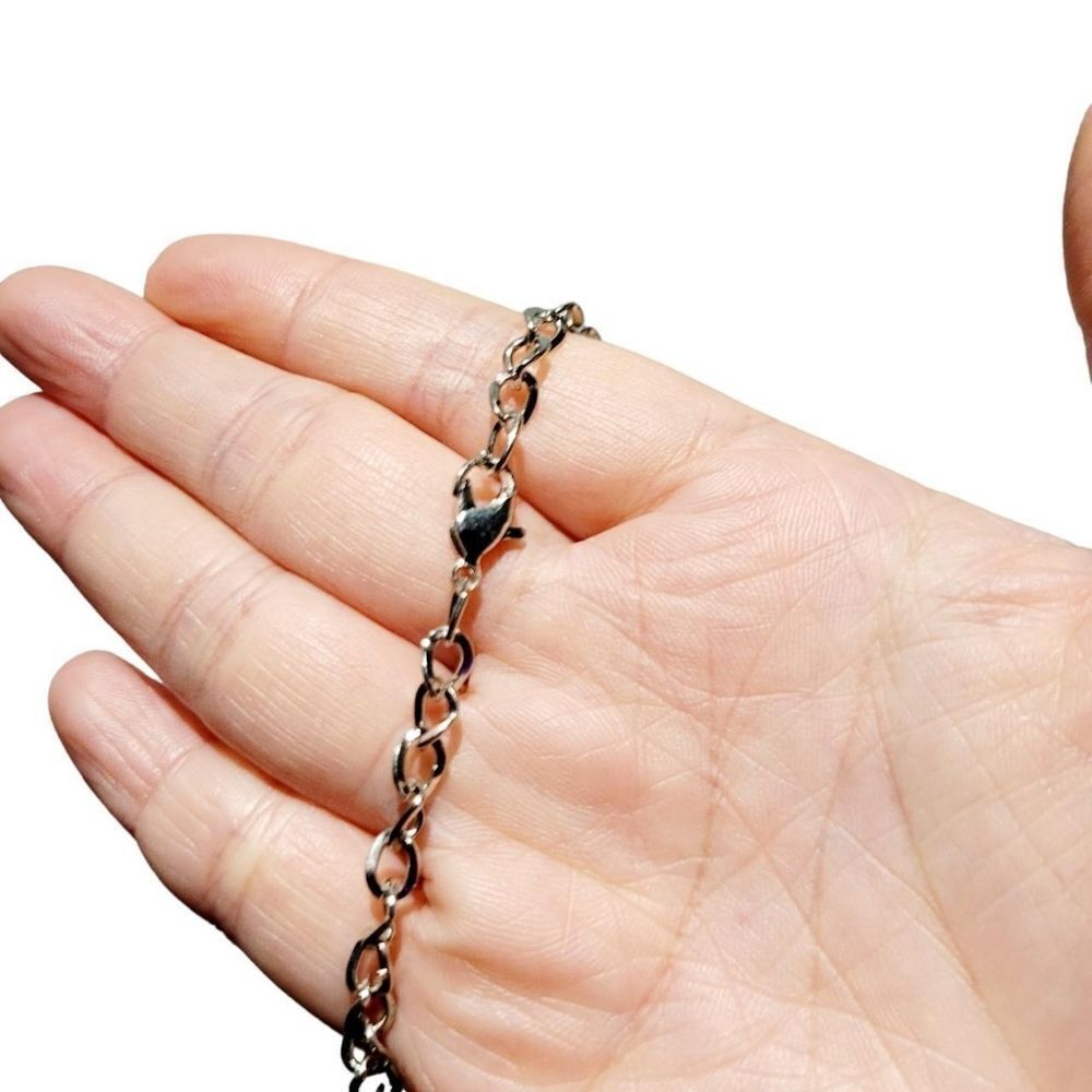 Brand New Silver Rhinestone Hello Kitty Necklace - Picture 5 of 7